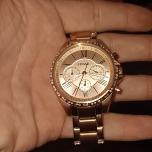 Rose gold fossil watch